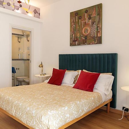 Via Prospero Petroni 9 - Bari Stazione - Hotel Kültér fotó