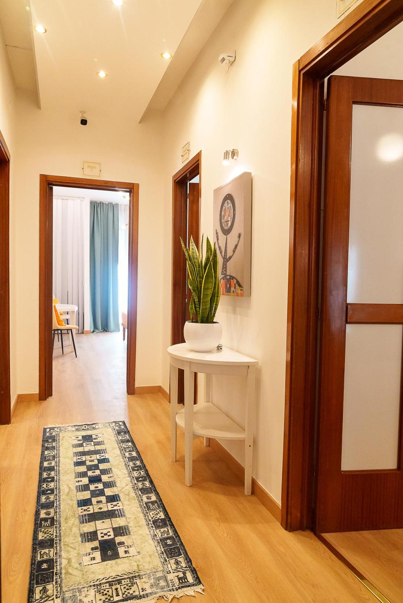 Via Prospero Petroni 9 - Bari Stazione - Hotel Kültér fotó