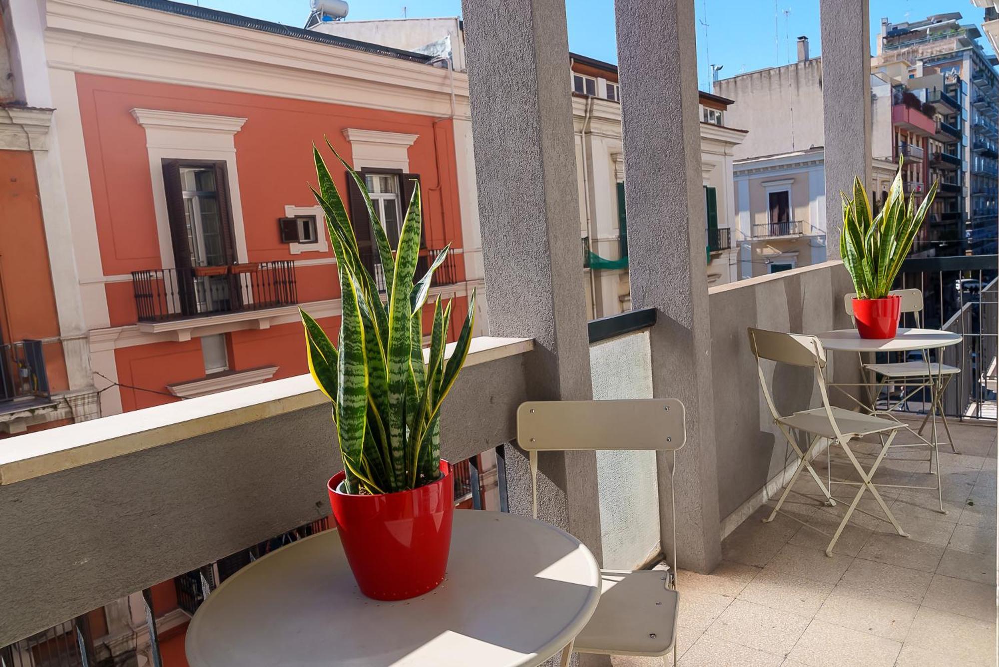 Via Prospero Petroni 9 - Bari Stazione - Hotel Kültér fotó