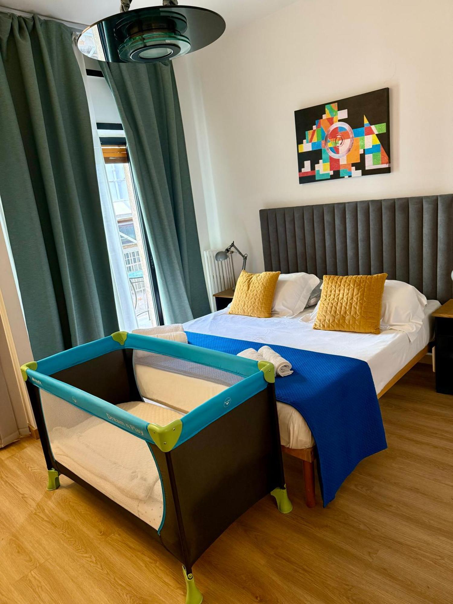 Via Prospero Petroni 9 - Bari Stazione - Hotel Kültér fotó